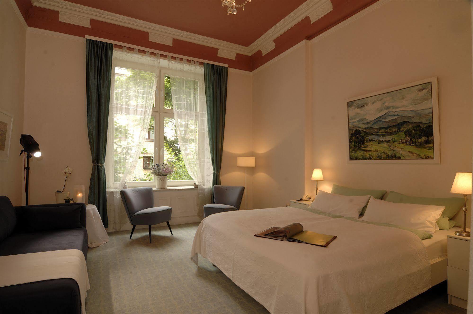 Hotel Mare Hamburg-Harburg Buitenkant foto